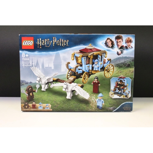 307 - Lego - Six boxed Harry Potter Wizarding World sets to include 75958, 76395, 40577, 75965, 75966 & 76... 