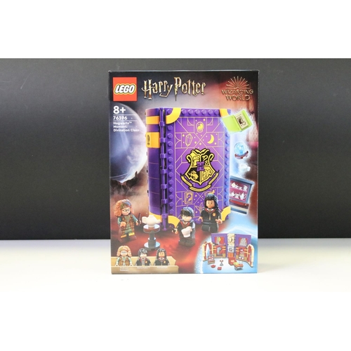 324 - Lego - Seven boxed Harry Potter Hogwarts Moment sets to include 76397, 76409, 76385, 76382, 76384, 7... 