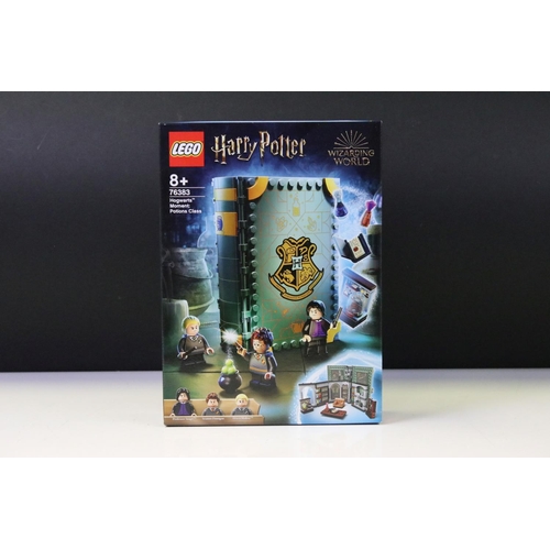 324 - Lego - Seven boxed Harry Potter Hogwarts Moment sets to include 76397, 76409, 76385, 76382, 76384, 7... 