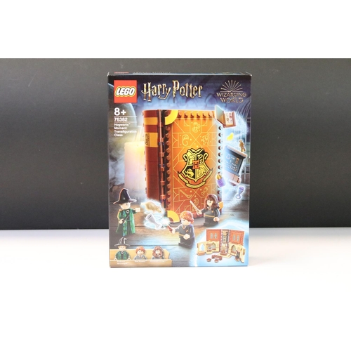 324 - Lego - Seven boxed Harry Potter Hogwarts Moment sets to include 76397, 76409, 76385, 76382, 76384, 7... 