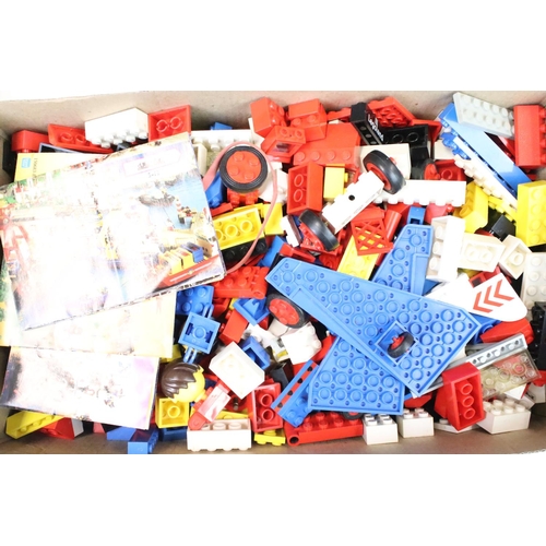 327 - Lego - Collection of boxed and unboxed Lego to include 2 x sealed Lego System sets (3055 Adventurers... 