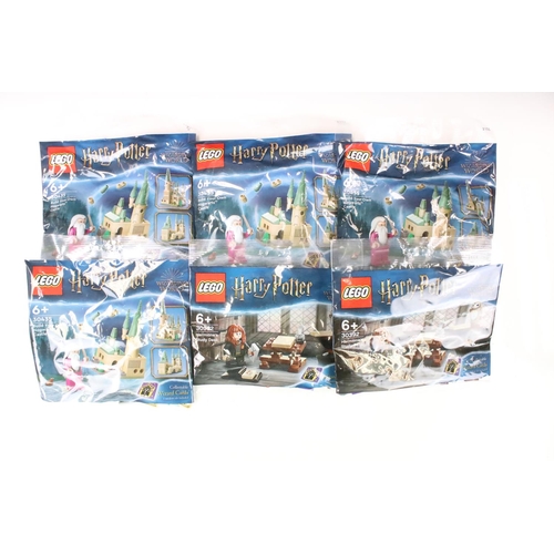 336 - Lego - 24 Bagged & carded sets to include 13 x Harry Potter, 2 x Star Wars, 8 x Creator, x1 VIP set ... 