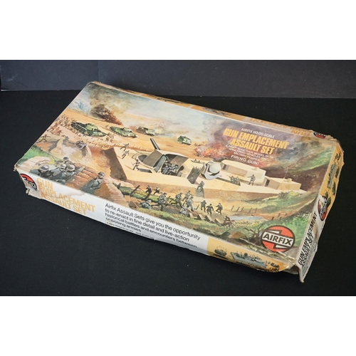 393 - Boxed Airfix Combat Pack ' Battle Action with firing Pillboxes ', set no. 51511-3, with German Infan... 