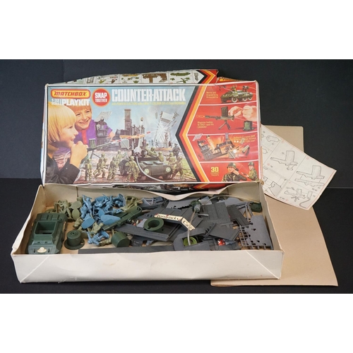 393 - Boxed Airfix Combat Pack ' Battle Action with firing Pillboxes ', set no. 51511-3, with German Infan... 