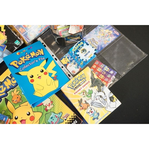 394 - Pokémon Trading Cards - Boxed MB Pokemon Master Trainer board game along with Pokemon collectibles t... 