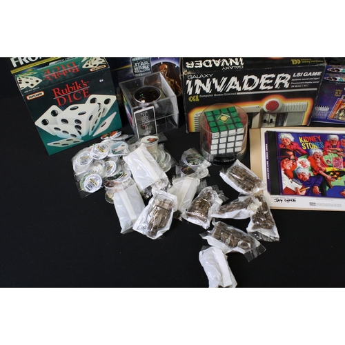 366 - Mixed toys & games to include Galaxy Invader LSI Game, Star Wars Monopoly Limited Collector's Editio... 