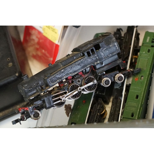 128 - Collection of Lone Star Treble O gauge model railway to include 4 x locomotives, 14 x diecast road v... 