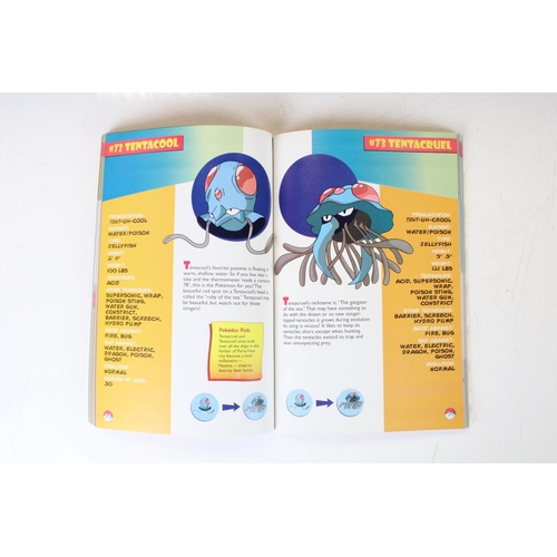 566 - Pokémon Trading Cards - Collection of Wizards Of The Coast Pokemon Cards featuring Jungle Set, Base ... 