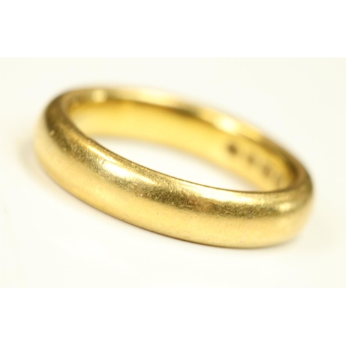 108 - 22ct yellow gold wedding band, plain polished D shape, band width approx 3.5mm, ring size I