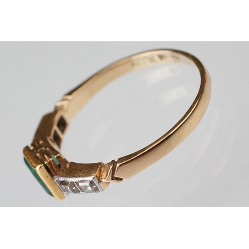 2 - Early 20th century emerald and diamond 18ct yellow gold and platinum set ring, the centre square ste... 