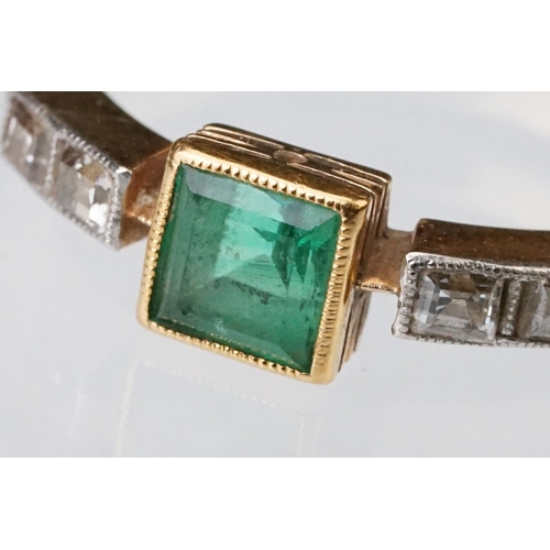 2 - Early 20th century emerald and diamond 18ct yellow gold and platinum set ring, the centre square ste... 