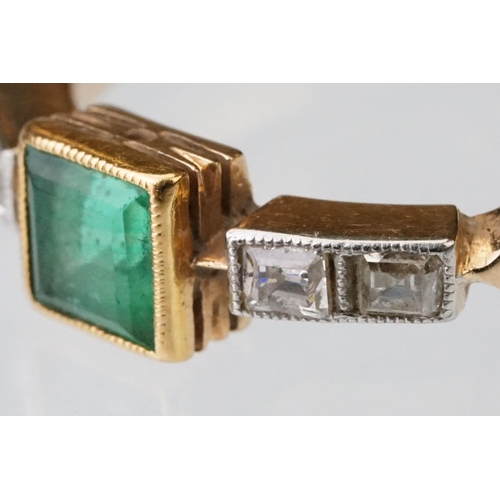 2 - Early 20th century emerald and diamond 18ct yellow gold and platinum set ring, the centre square ste... 