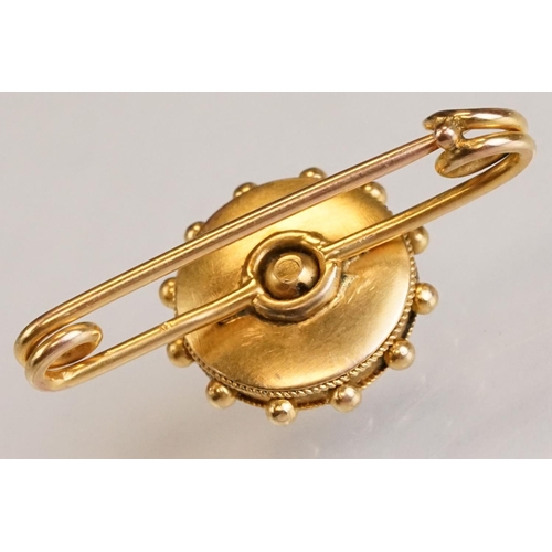 77 - 19th century pearl and hair yellow metal lace pin, the rectangular glazed panel to centre with plait... 