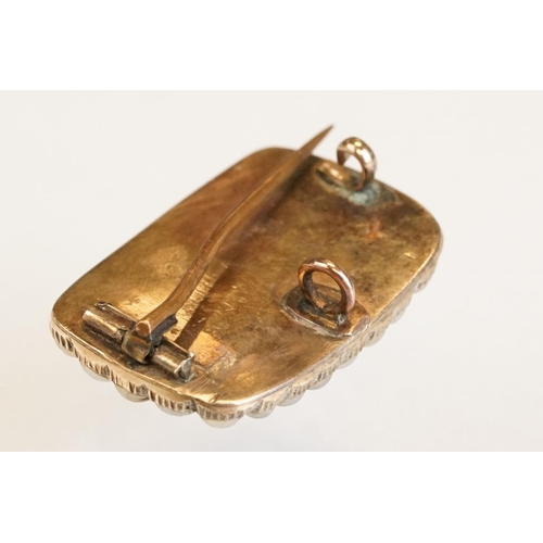 77 - 19th century pearl and hair yellow metal lace pin, the rectangular glazed panel to centre with plait... 