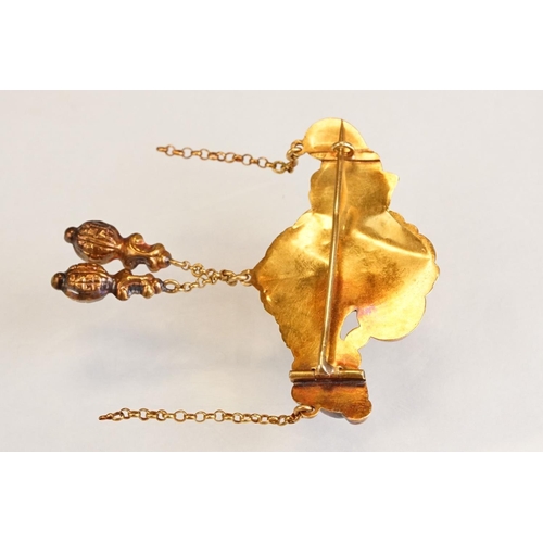 78 - 19th century rock crystal yellow metal brooch, three oval mixed cut rock crystals, dimensions approx... 