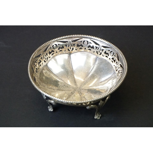 453 - Early 20th century silver bon bon dish with plain polished faceted centre, pierced border and beaded... 