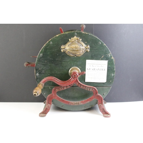122 - 19th Century S Nye & Co knife sharpener having cast iron fittings and turned handle. Measures 45cm t... 