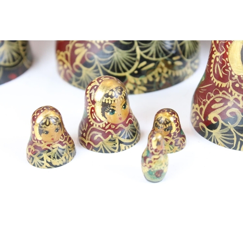 129 - Set of twelve Russian nesting dolls each having hand painted gilt and floral sprays. Twelve pieces i... 
