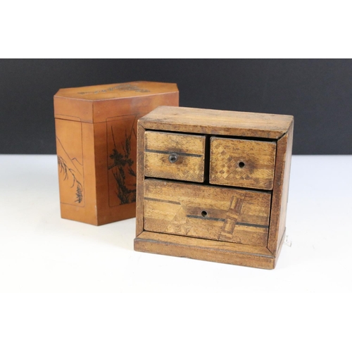 149 - 19th century Japanese miniature wooden chest of three drawers, with marquetry inlaid decoration (10c... 