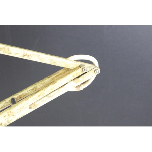 164 - Herbert Terry & Sons  - Mid 20th C anglepoise lamp
