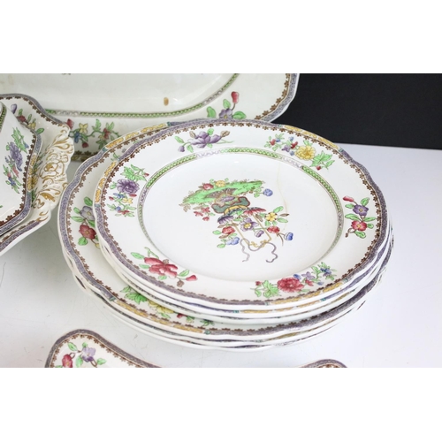 60 - Copeland (Late) Spode 'Old Bow' dinnerware to include 11 dinner plates, 12 crescent side dishes, 12 ... 