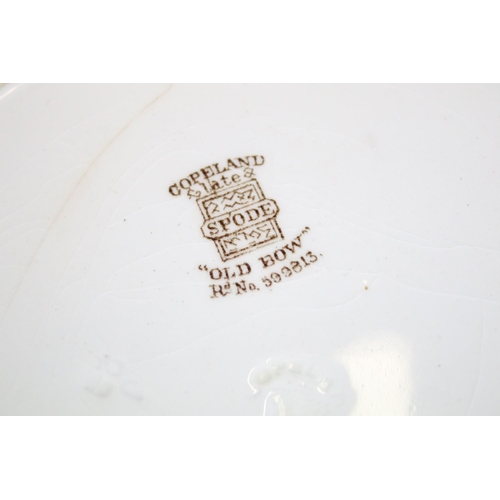 60 - Copeland (Late) Spode 'Old Bow' dinnerware to include 11 dinner plates, 12 crescent side dishes, 12 ... 