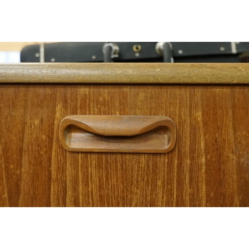 481 - Mid century G-Plan ' Fresco ' Teak Highboard, the upper section comprising a shelf flanked by a cock... 