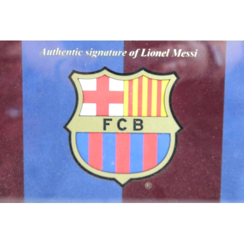 556 - Signed Lionel Messi Barcelona Football Club Photograph Display with certificate of authenticity from... 