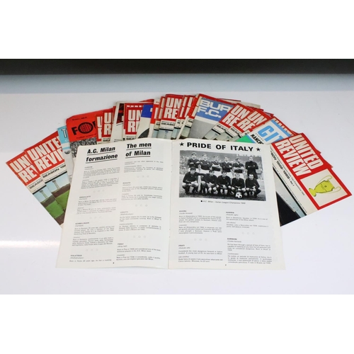 561 - Manchester United 1968-1975 collection of home and away football programmes. 202 different issues in... 