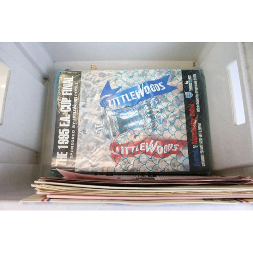 572 - Football Programmes - Complete run of FA Cup Final programmes from 1970 to 2005 including replays pl... 