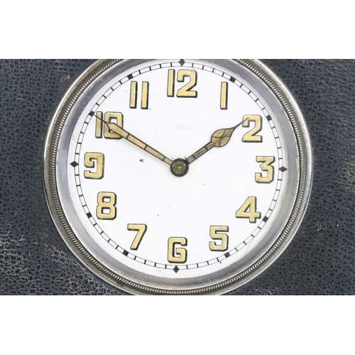 205 - A small group of mixed collectables to include a cased stud set, an 8-day travel clock and a 9ct gol... 