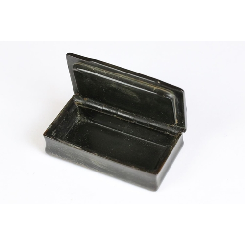 223 - An antique horn and faux tortoiseshell snuff box with silver plique decoration, measures approx 7cm ... 