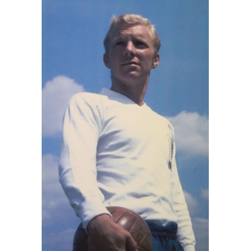 608 - 1966 England World Cup interest - Autographed / Signed Coloured Photograph of Bobby Moore, 6