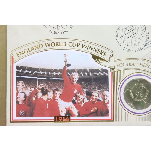 610 - England 1966 World Cup Football Winners Football Heroes 30th Anniversary First Day Cover, autographe... 