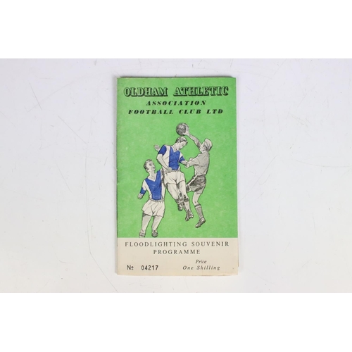 622 - Football programmes and teamsheets 20+ specials and European programmes in good condition, includes ... 