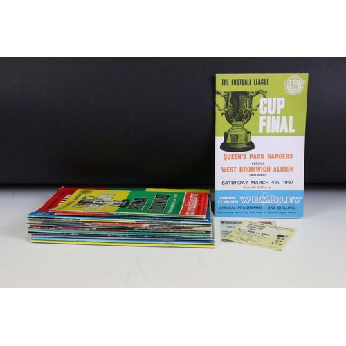 631 - Football Programmes - A run of League Cup Final football programmes from 1967 to 1985 including repl... 