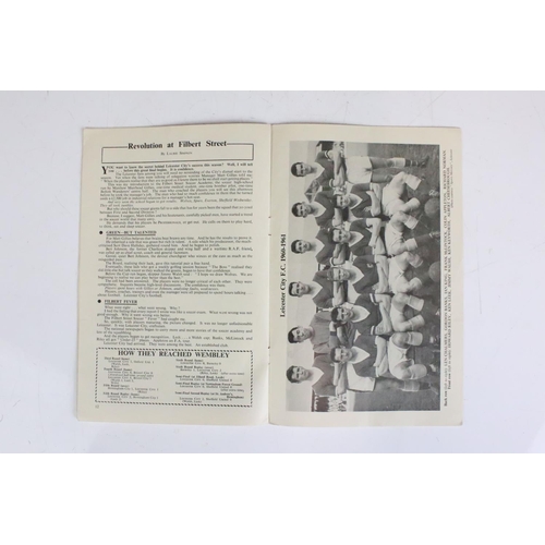 634 - Football Programmes - A run of 10 FA Cup Final programmes from 1960 to 1969, overall condition vg wi... 