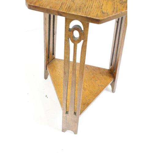 532 - Early 20th century Art Nouveau / Arts & Crafts Oak Side Table in the manner of Liberty of London, th... 