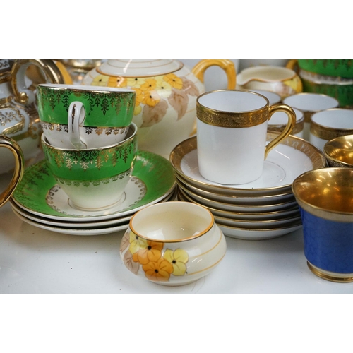 22 - Collection of mixed tea & coffee ware, featuring Art Deco examples, to include SNB of Japan (teapot,... 