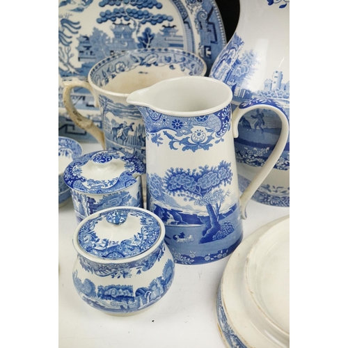 24 - Spode & Copeland Spode Italian Pattern - Five teacups, 9 saucers, water jug, large jug vase (approx ... 