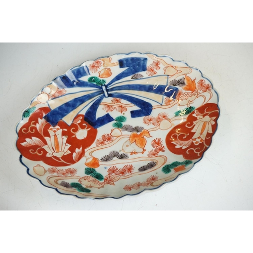 71 - Oriental ceramics - A Chinese Famille Rose hexagonal footed dish with seal mark to base (approx 17.5... 