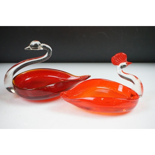 96 - 9 items of 20th century glassware to include a red Murano 'splash' dish (25.5cm wide), glass fish as... 