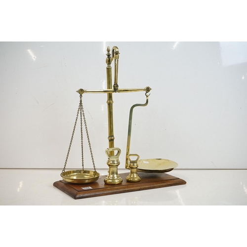 166 - 'Bartlett of Bristol' Victorian brass shop counter balance scales, with two Avery bell weights (2lb ... 