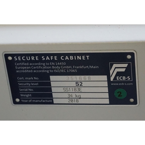 524 - Phoenix Fortress SS1180 Series Electronic Safe, with code, 45cm wide x 35cm deep x 56cm high