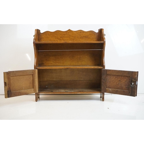 527 - Late 19th / Early 20th century Oak Hanging Shelf and Cupboard, 58cm wide x 61cm high