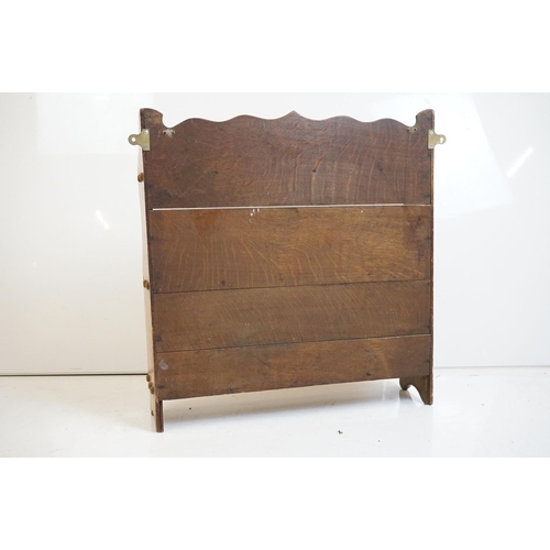 527 - Late 19th / Early 20th century Oak Hanging Shelf and Cupboard, 58cm wide x 61cm high