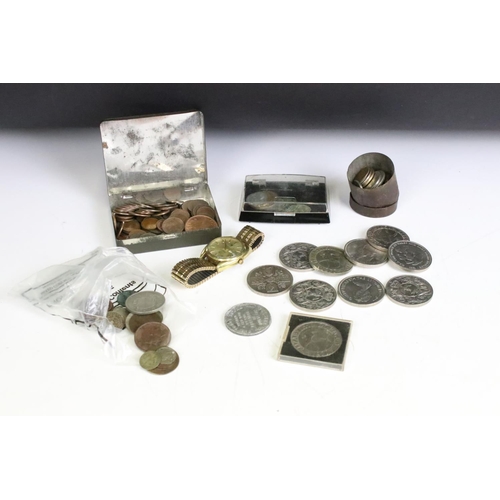 283 - A small group of mixed collectables to include coins, tokens, commemorative crowns and a vintage Tis... 