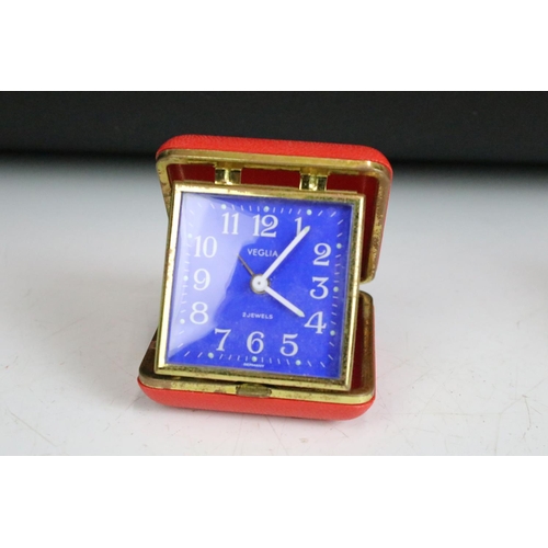 309 - Collection of vintage alarm clocks.