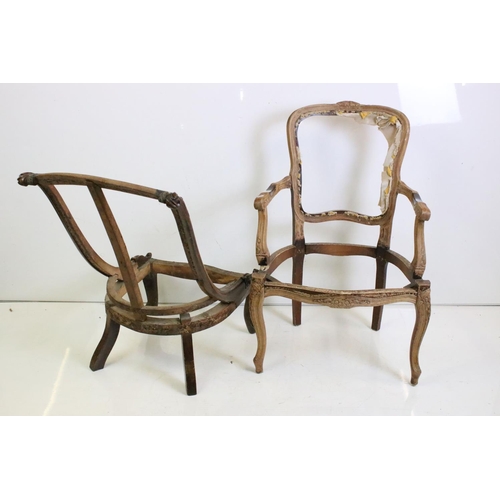 528 - Early 20th century Country House style Armchair with carved oak frame, in need of re-upholstery, 74c... 