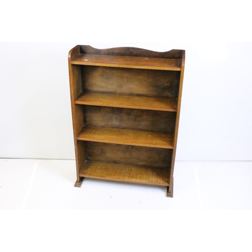 542 - Early 20th century Oak Four Tier Bookcase, 75cm wide x 103cm high